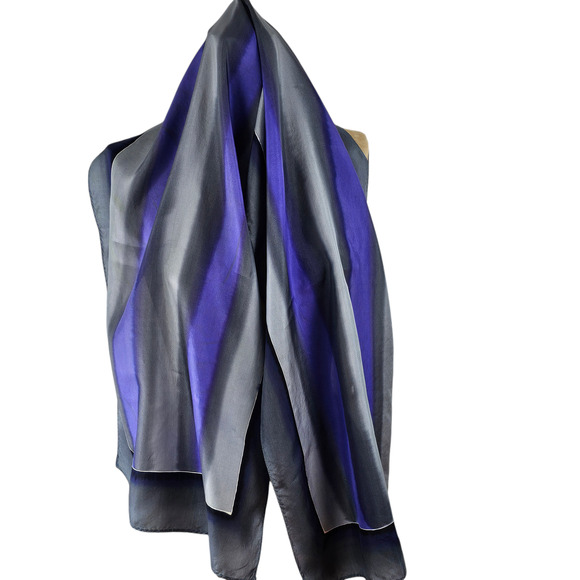 Blue gray silk artisan hand painted scarf signed 16 x 57 - Picture 4 of 6